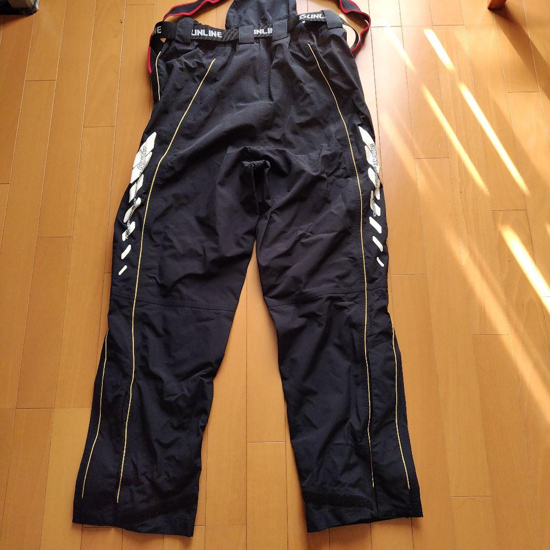 サンライン防寒レインフィッシングウェアLL上下セット10時間位使用しました