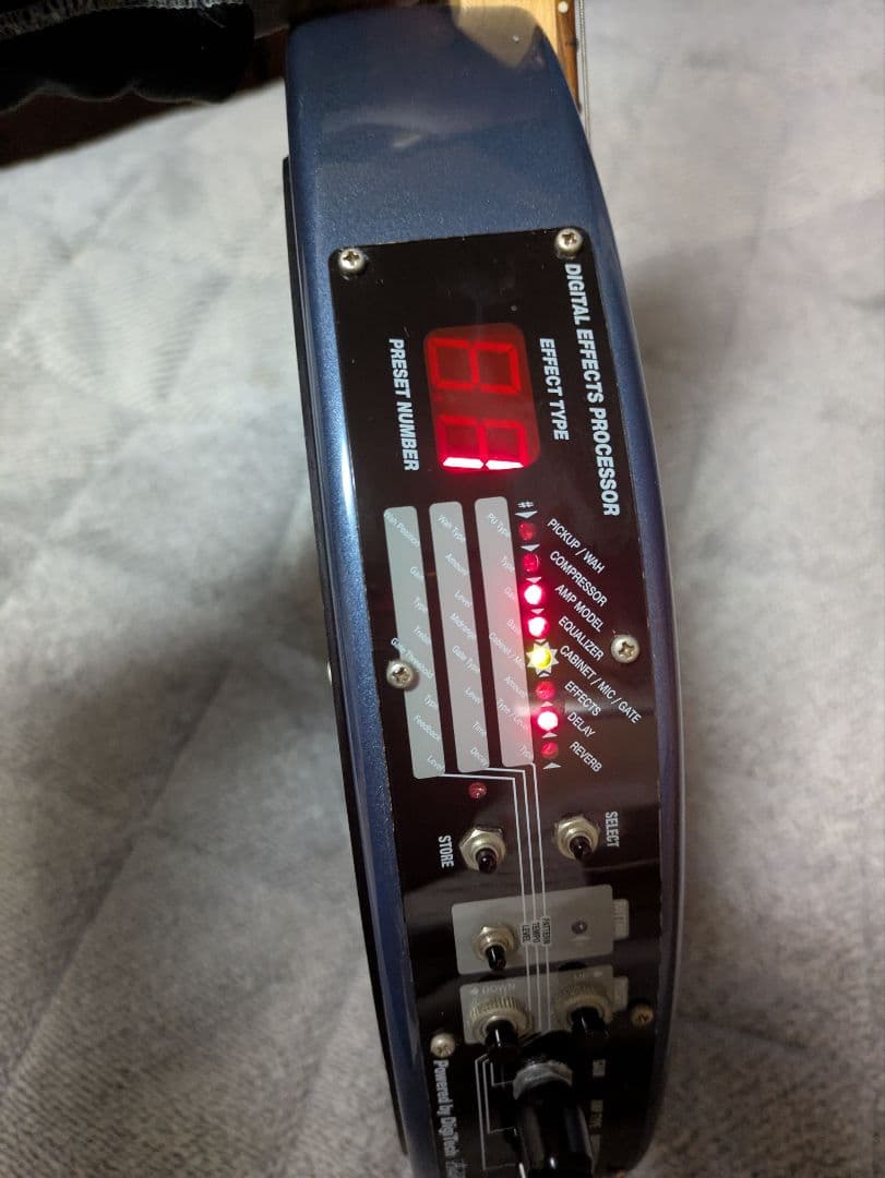 アンプ内蔵ギター digi　zo ハイパー 極上品