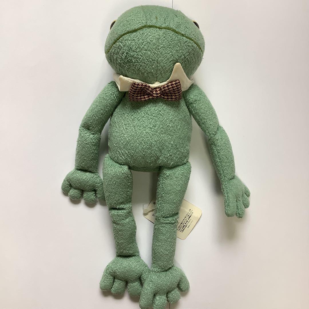 モンスイユ　カエル　ぬいぐるみ