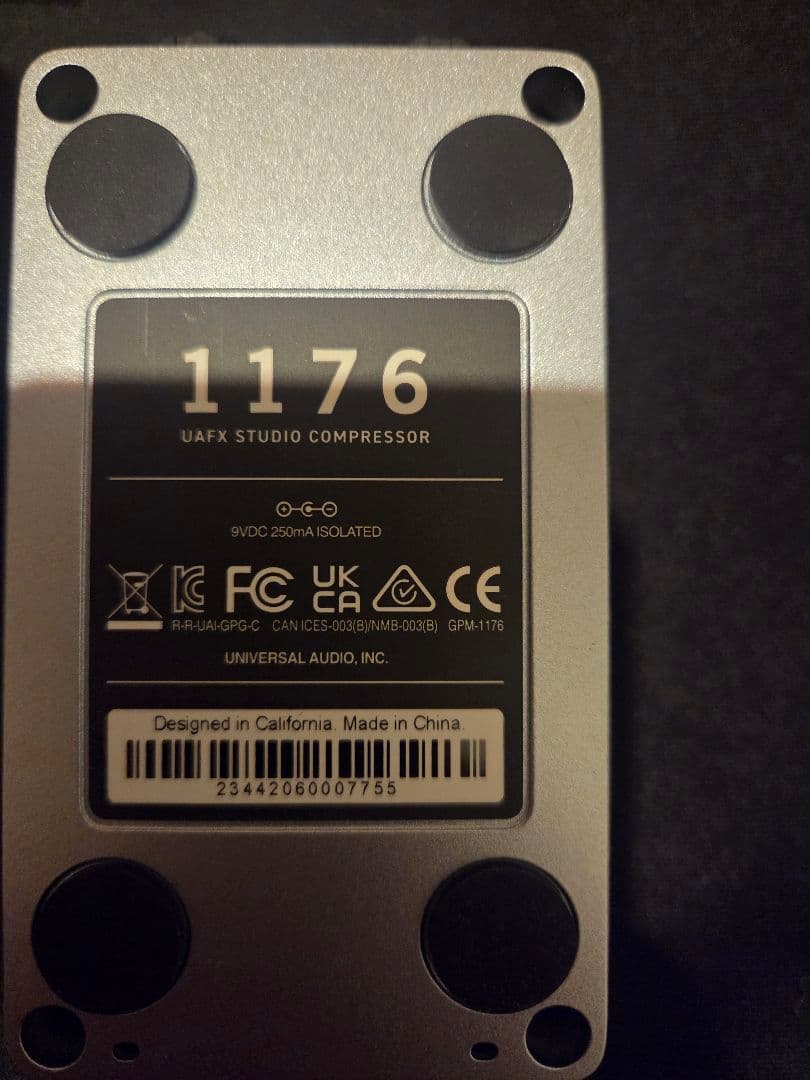 ギター UniversalAudio UAFX 1176 compressor