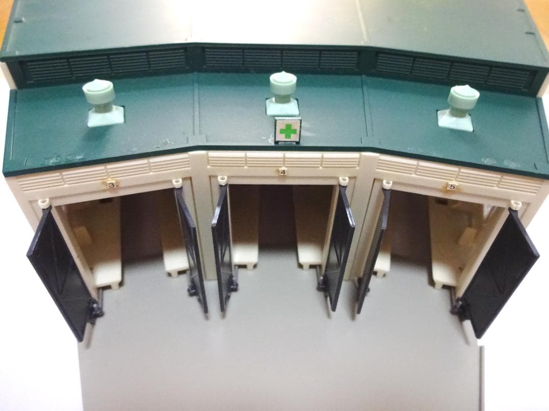 TOMIX 扇形機関庫 2個セット 箱無し レール付属