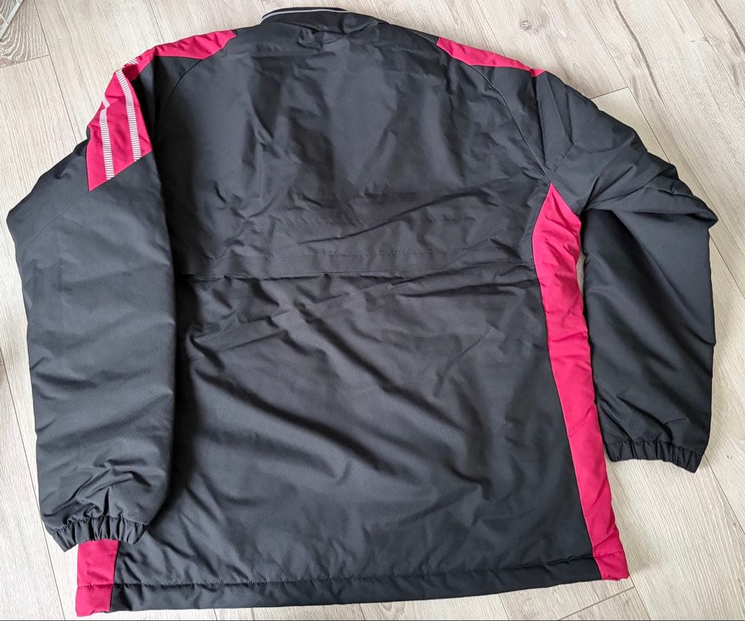 新品★未使用　ミズノ　ウォーマージャケット中綿