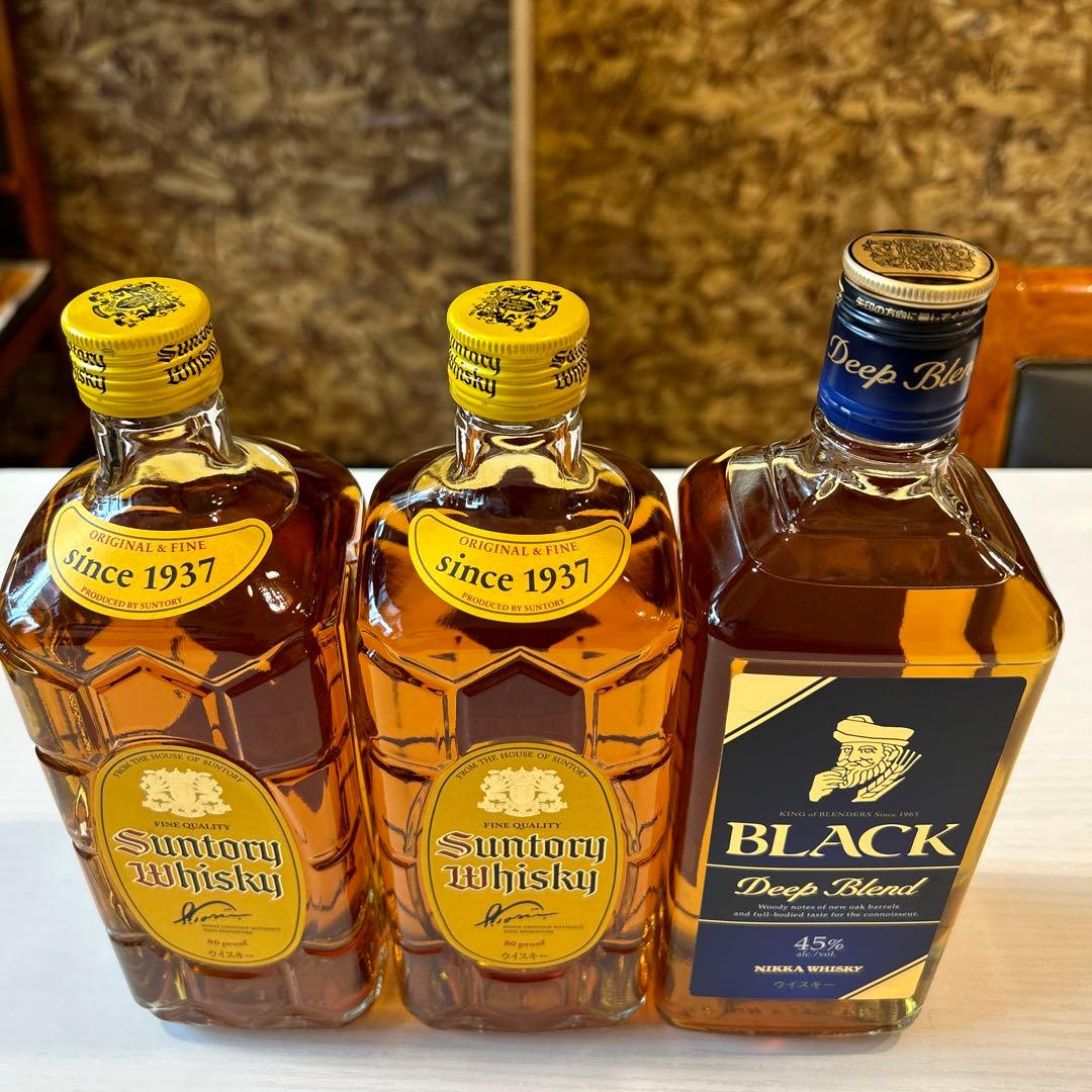 サントリーウイスキー ブラック ディープブレンド 700ml 3本セット　新品
