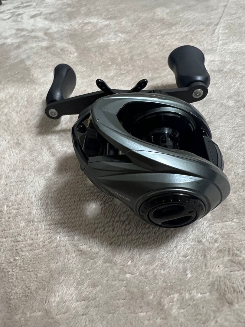 Abu Garcia ZENON ビースト9ベイトリール