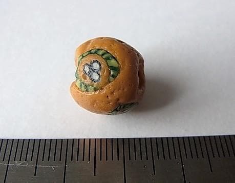 ★X1603★ 古代 とんぼ玉 (A06) イスラム　ガラスビーズ　モザイク象嵌