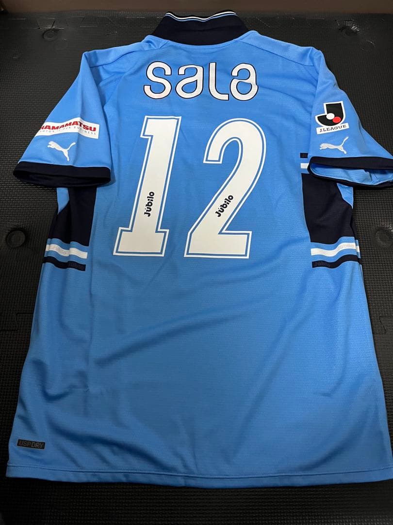 新品未使用タグ付き ジュビロ磐田 2012年 ホームユニフォーム 12番 O