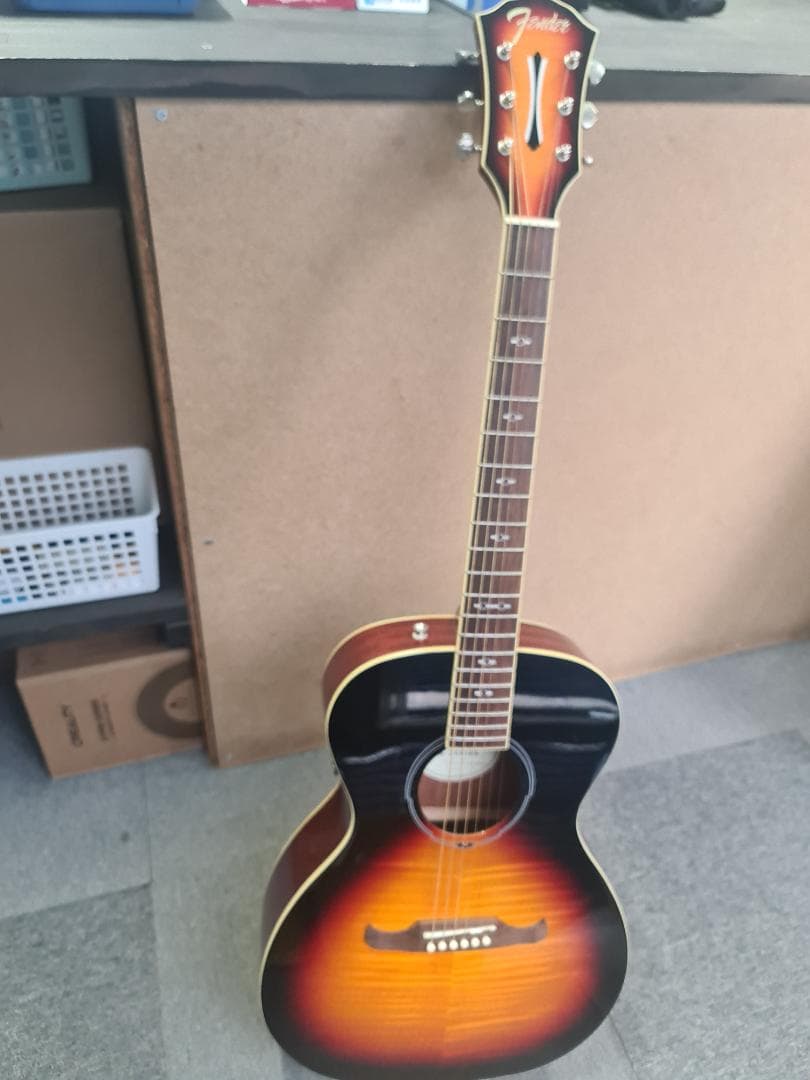 FENDER フェンダー エレアコ ギター FA-235E カバー付き