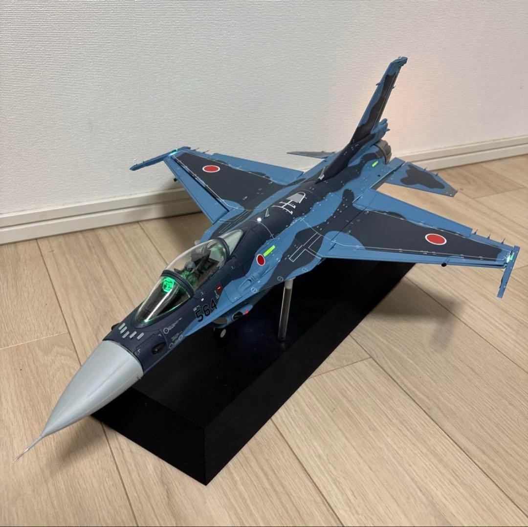 ディアゴスティーニ　F2戦闘機　完成品