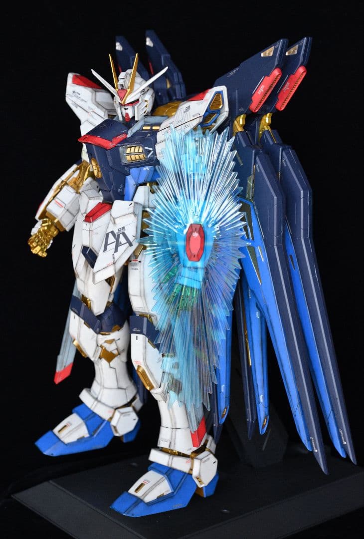 完成品PGストライクフリーダムガンダム/エアブラシ部分塗装・パステルシャドウ仕上