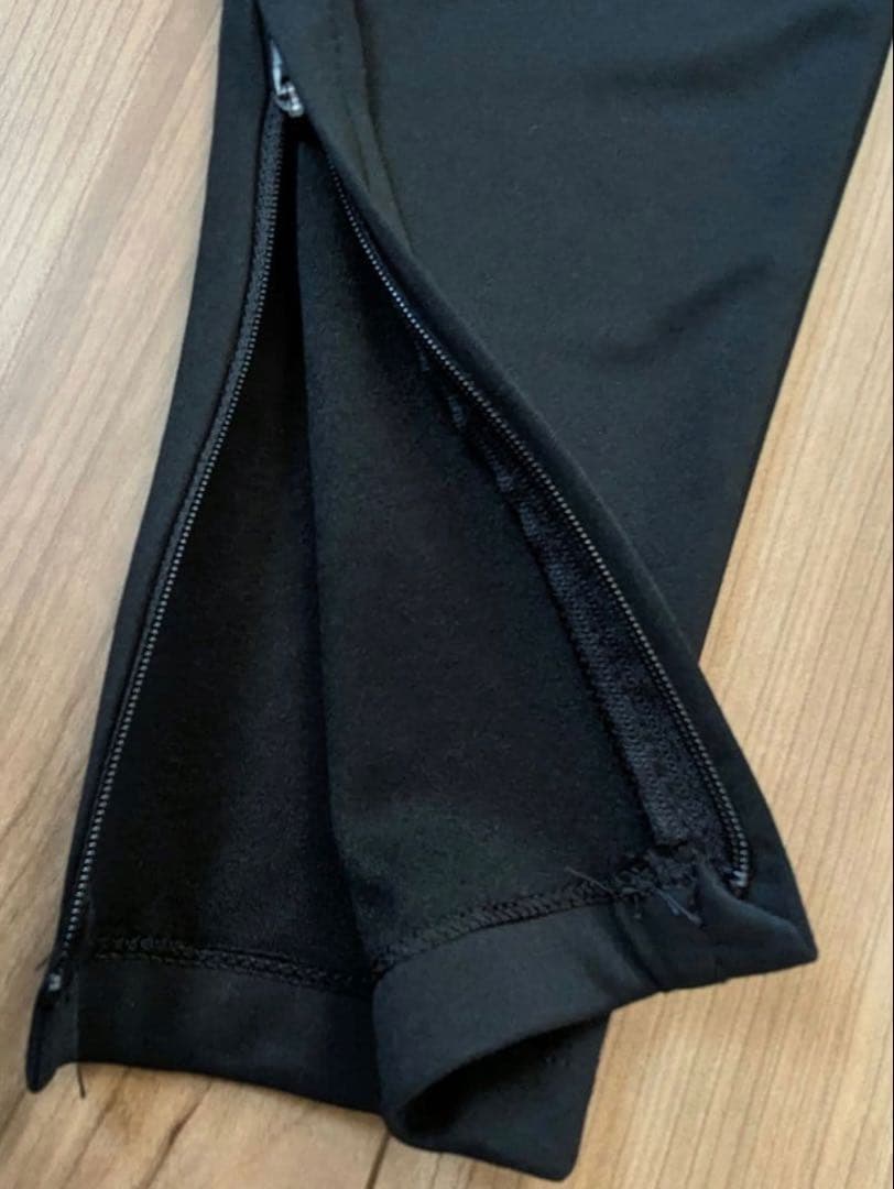 【非売品】浦和レッズトレーニングテックパンツ