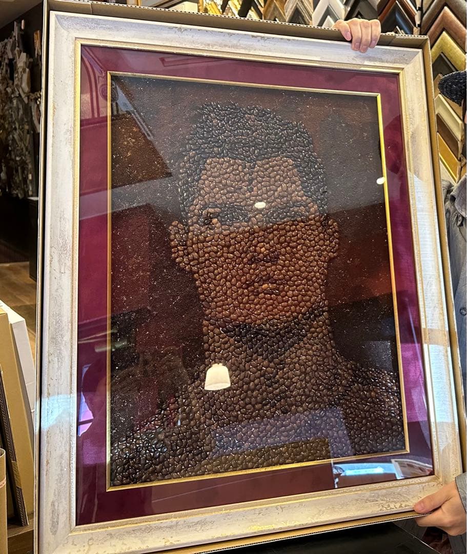 クリスティアーノ・ロナウド　美術品　アート作品　コーヒー豆