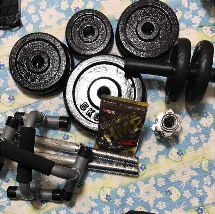 ダンベル，腹筋ローラー，プッシュアップバー，hmb