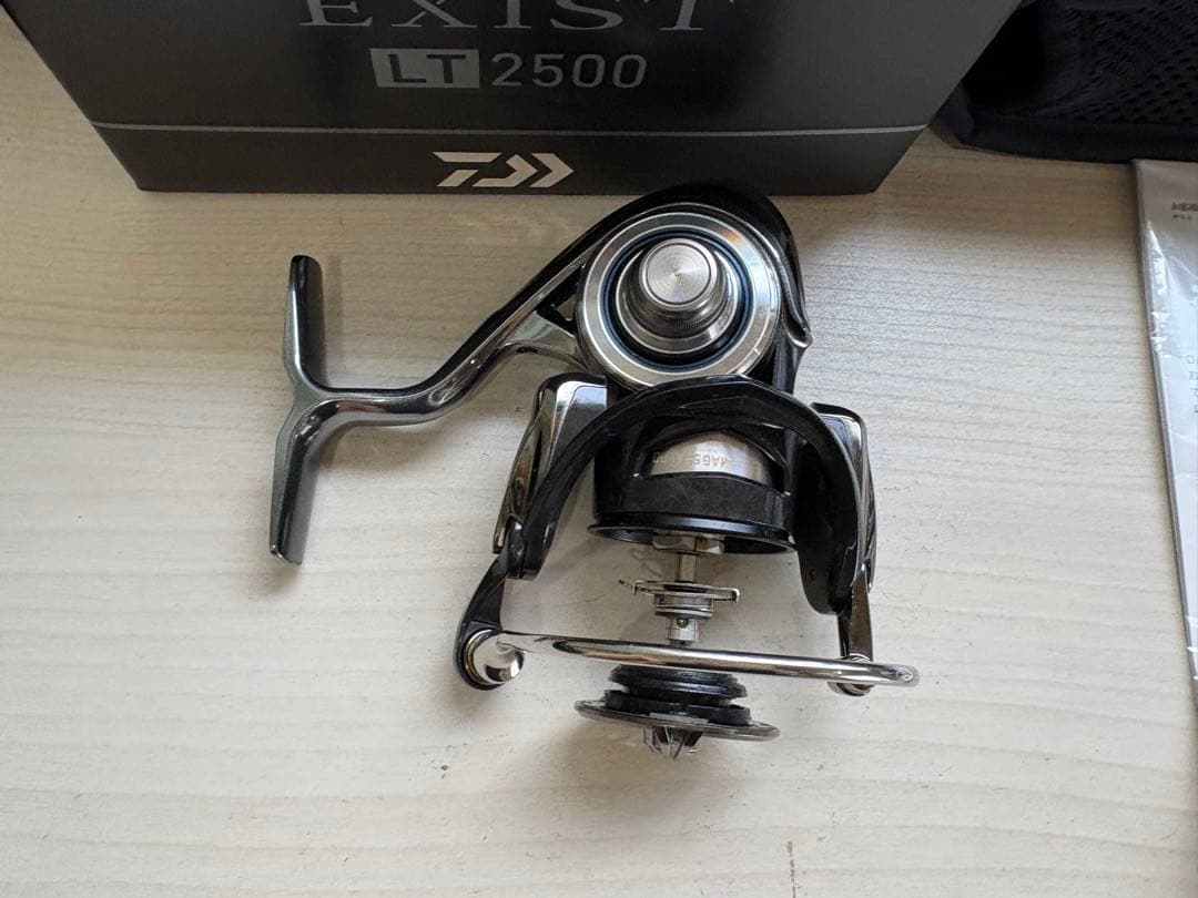 ★☆ダイワ　18 イグジスト　LT2500 ボディ　超美品