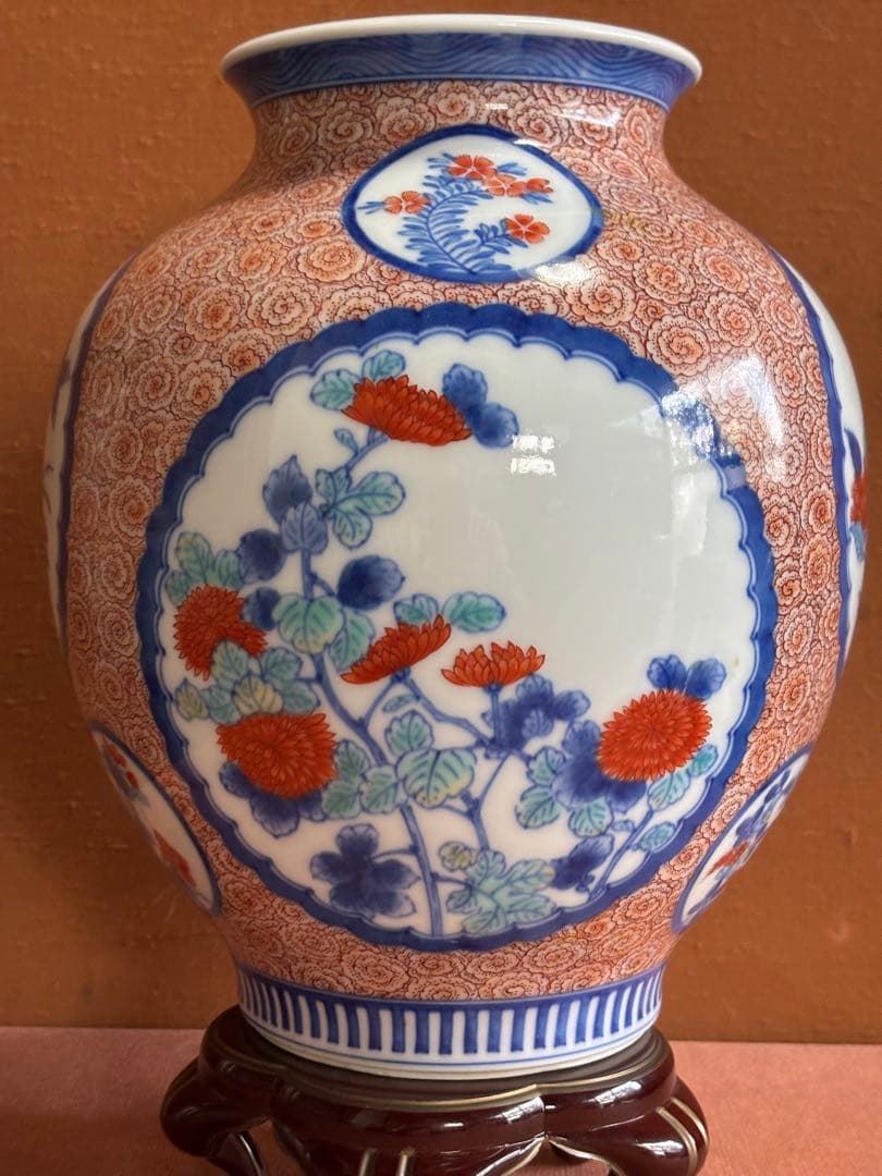 人間国宝十三代今泉今右衛門作色鍋島江戸期名品文様桜牡丹藤袴文瓶　検最上位作品