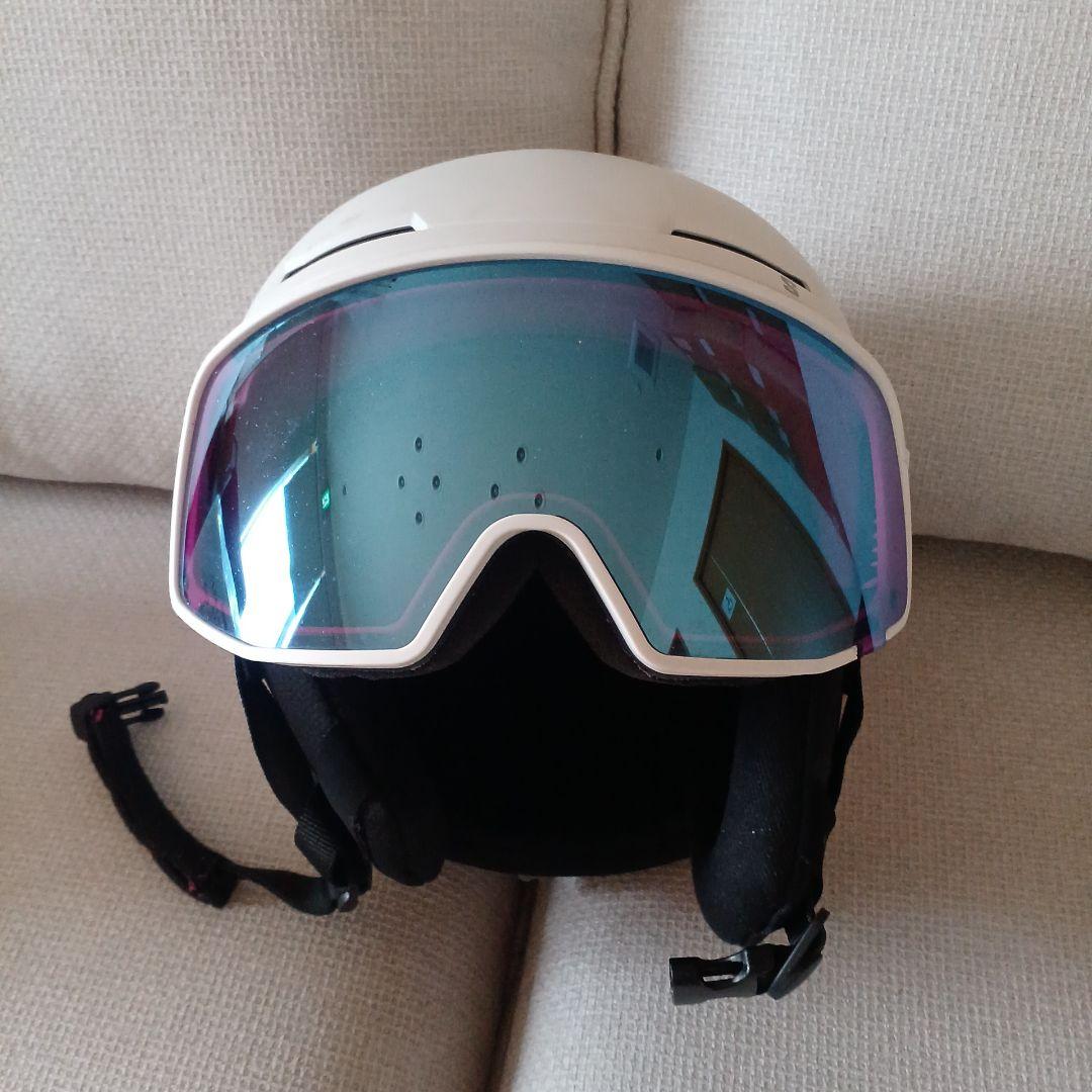 Salomon MIPS対応ホワイトヘルメット