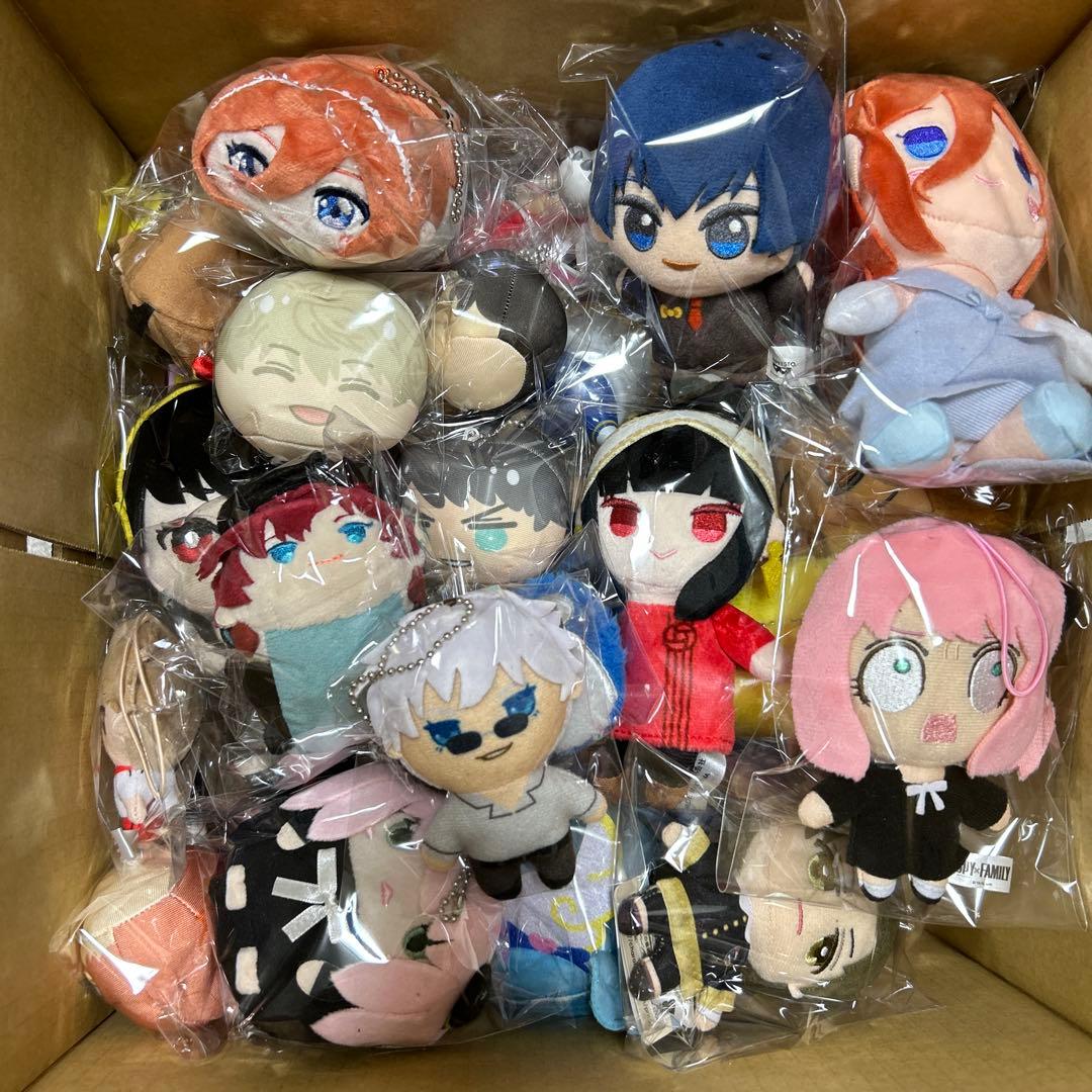 キャラクターグッズまとめ売り　漫画　アニメ　グッズ　セット　おまとめ　400個