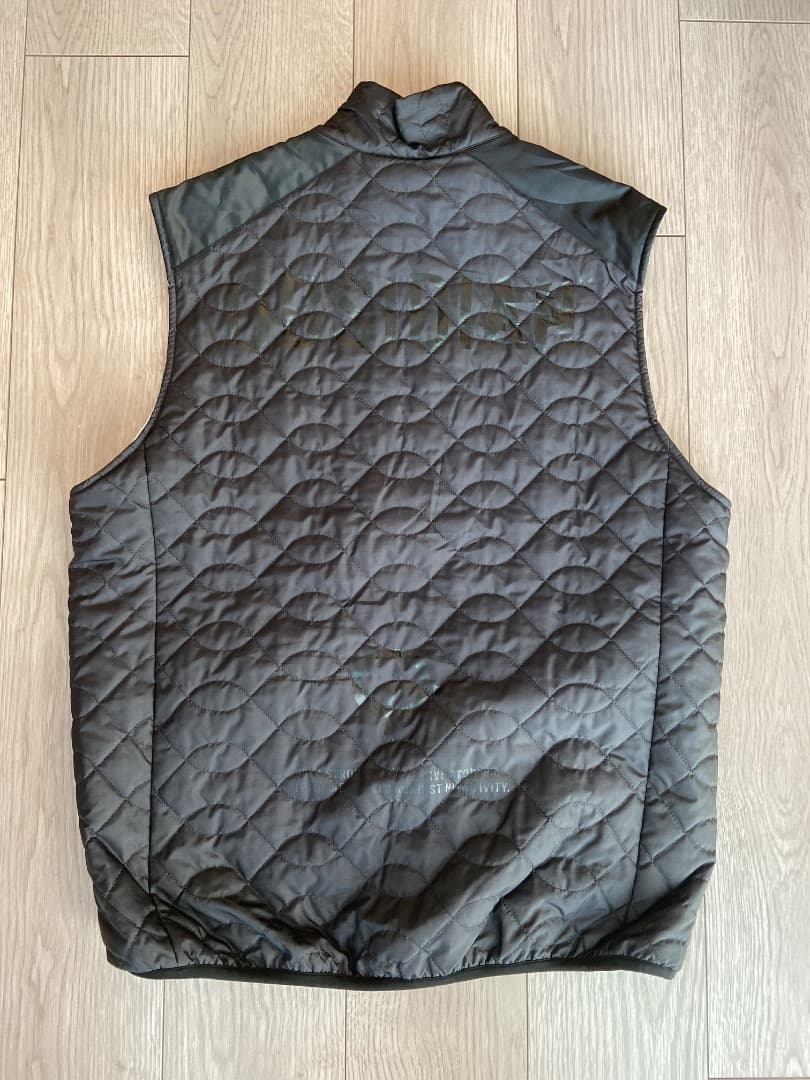 OBSIDIAN/オブシディアン　リバーシブルダウンベスト