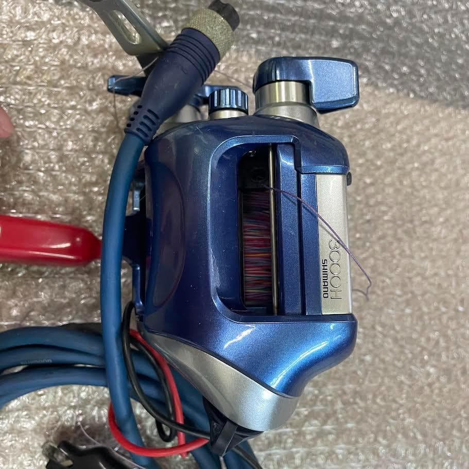 シマノ　電動リール　3000H