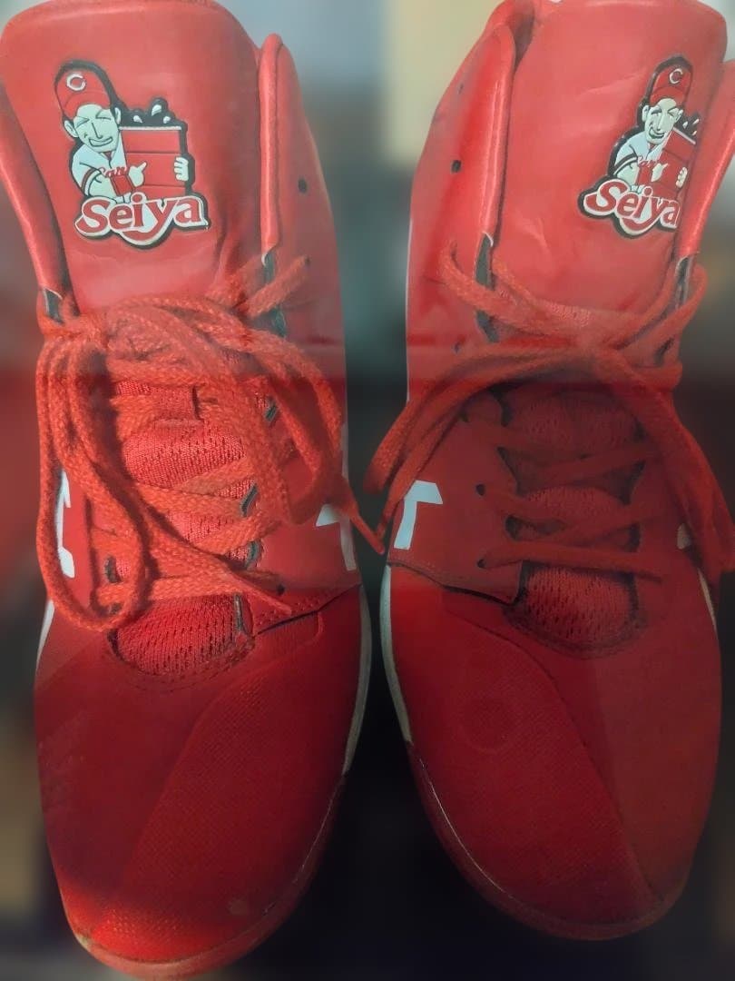 鈴木誠也　実使用　スパイク　広島東洋カープ　シカゴ・カブス