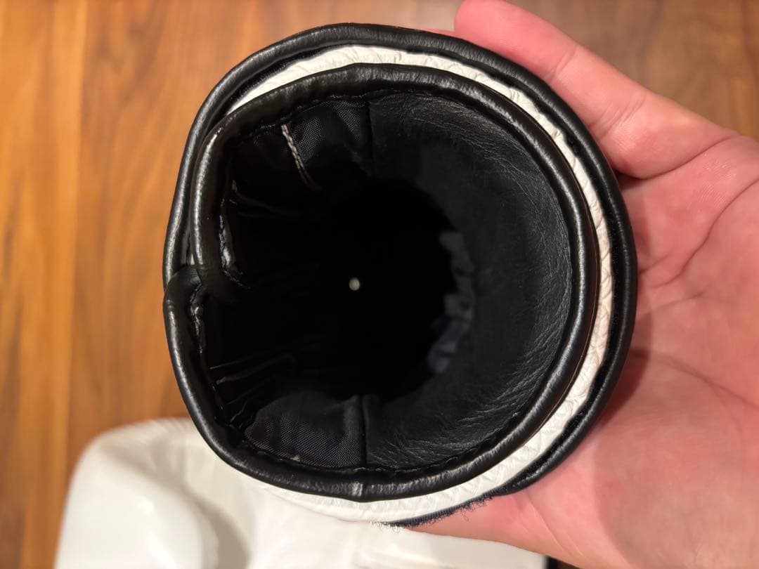 Fairtex ボクシンググローブ 16oz ホワイト　フェアテックス