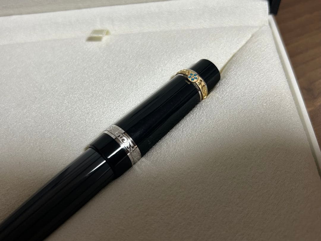 レア モンブラン オノレ ド バルザック ボールペン 高級 限定品