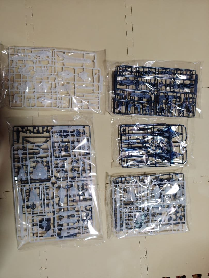 HG RX-124 GUNDAM TR-6 ハイゼンスレイ2ラークリアカラー