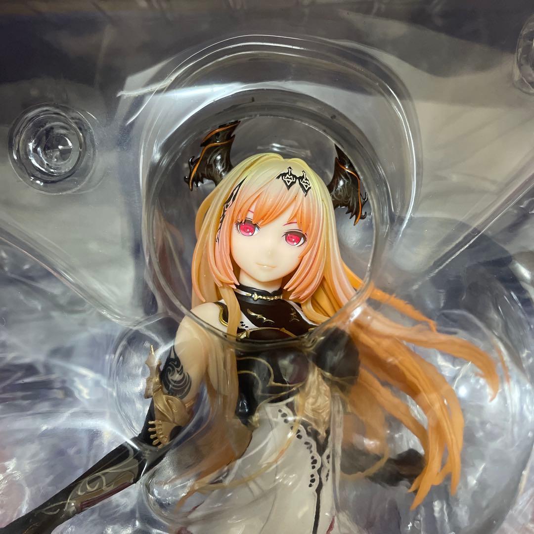 コトブキヤ 神撃のバハムート ダークエンジェル・オリヴィエ フィギュア