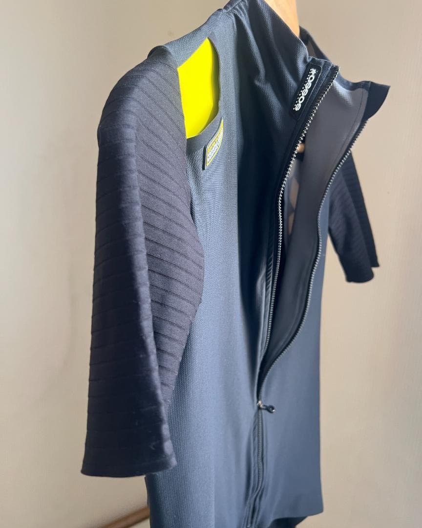 2020年 ASSOS 春秋向け レーシングフィット 半袖ジャージ / Sサイズ