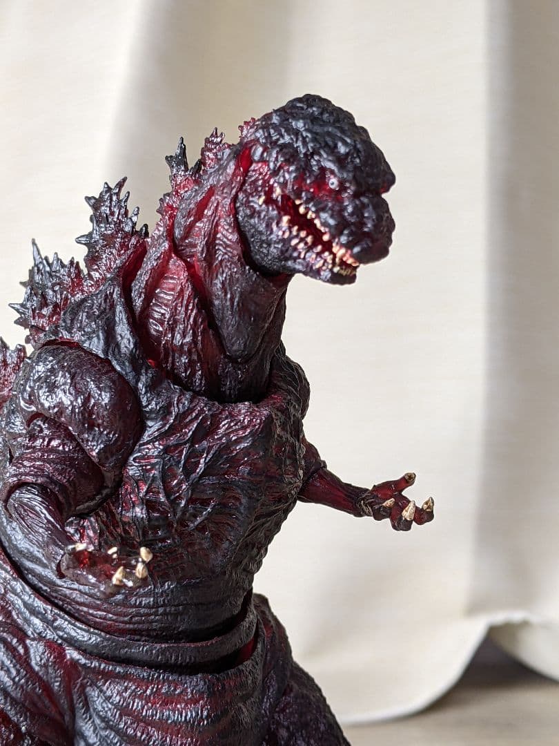 S.H.MonsterArts ゴジラ (2016) 夜間戦闘Ver.