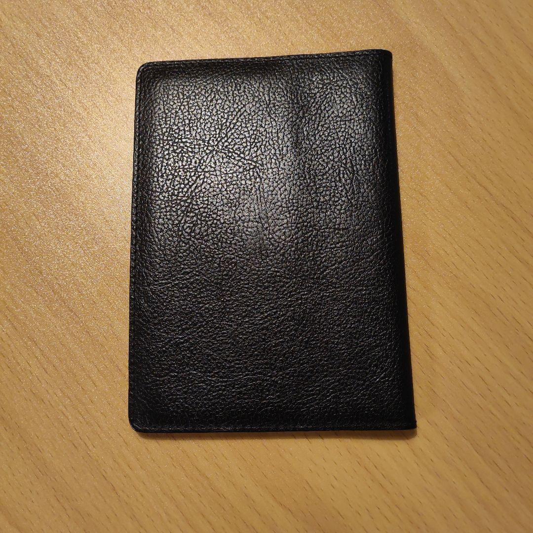 イルビゾンテ　パスポートケース　ブラック