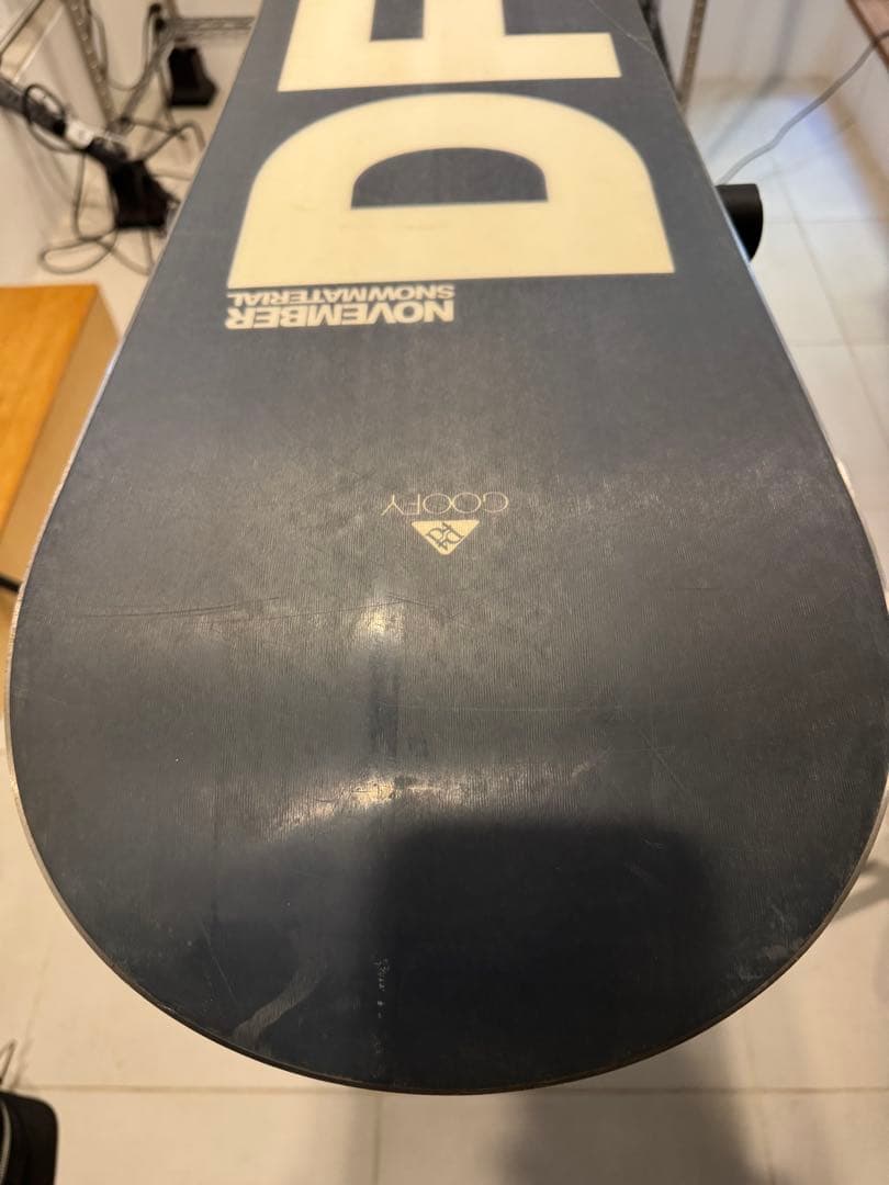 【週末値下げ】D FOUR スノーボード November 150