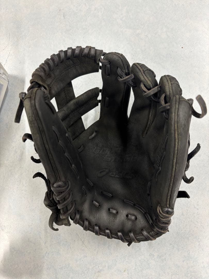 アシックス　ゴールドステージ ブラック 硬式グローブ