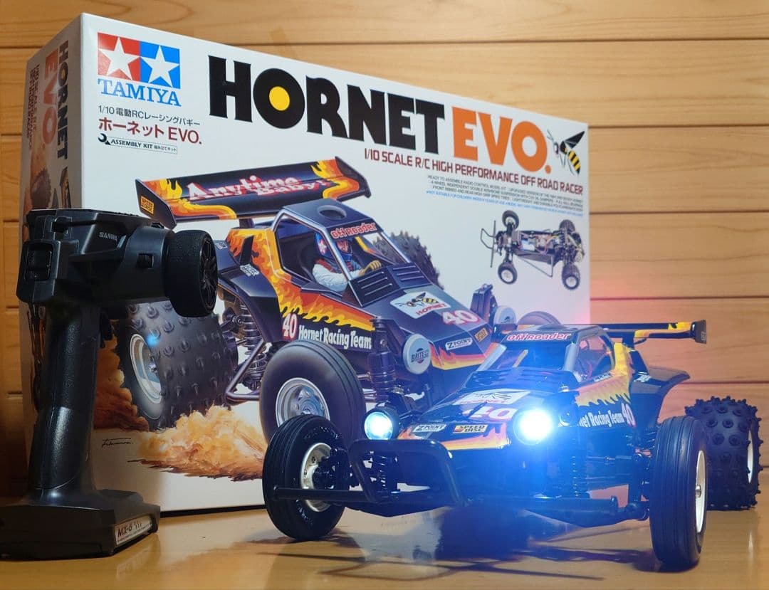 タミヤRCホーネットEVO.(LEDライト付)＆プロポ＆バッテリー充電器完成品