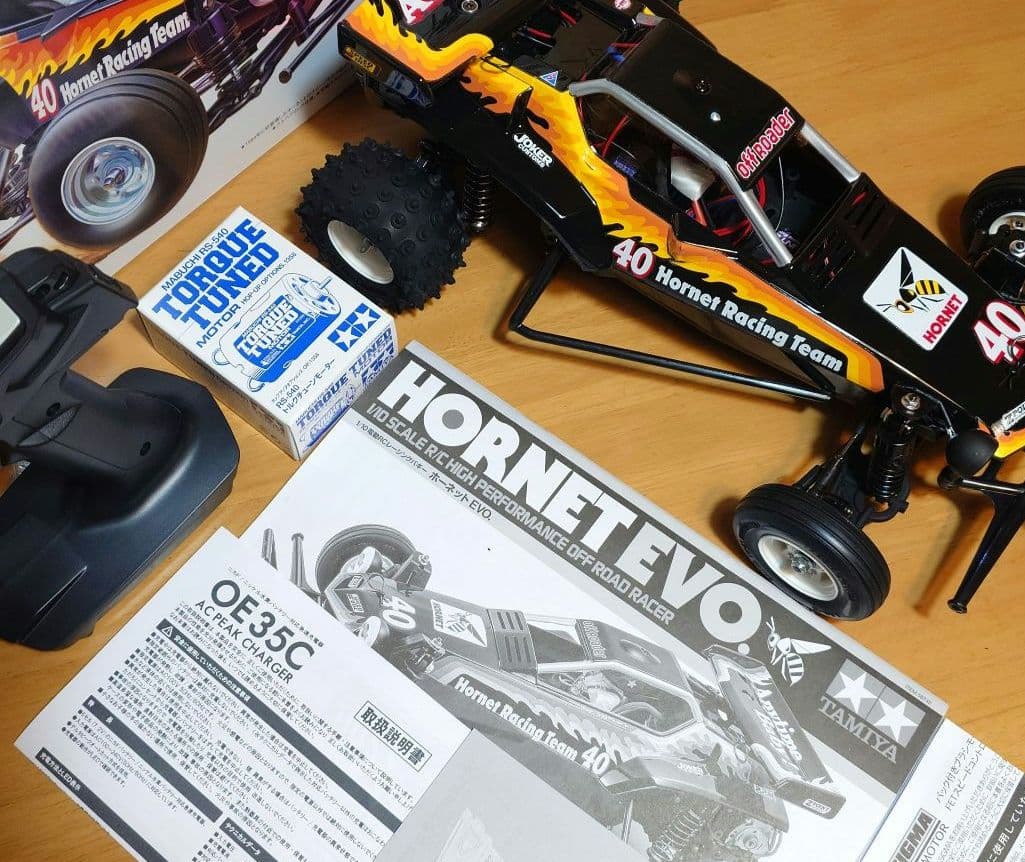 タミヤRCホーネットEVO.(LEDライト付)＆プロポ＆バッテリー充電器完成品