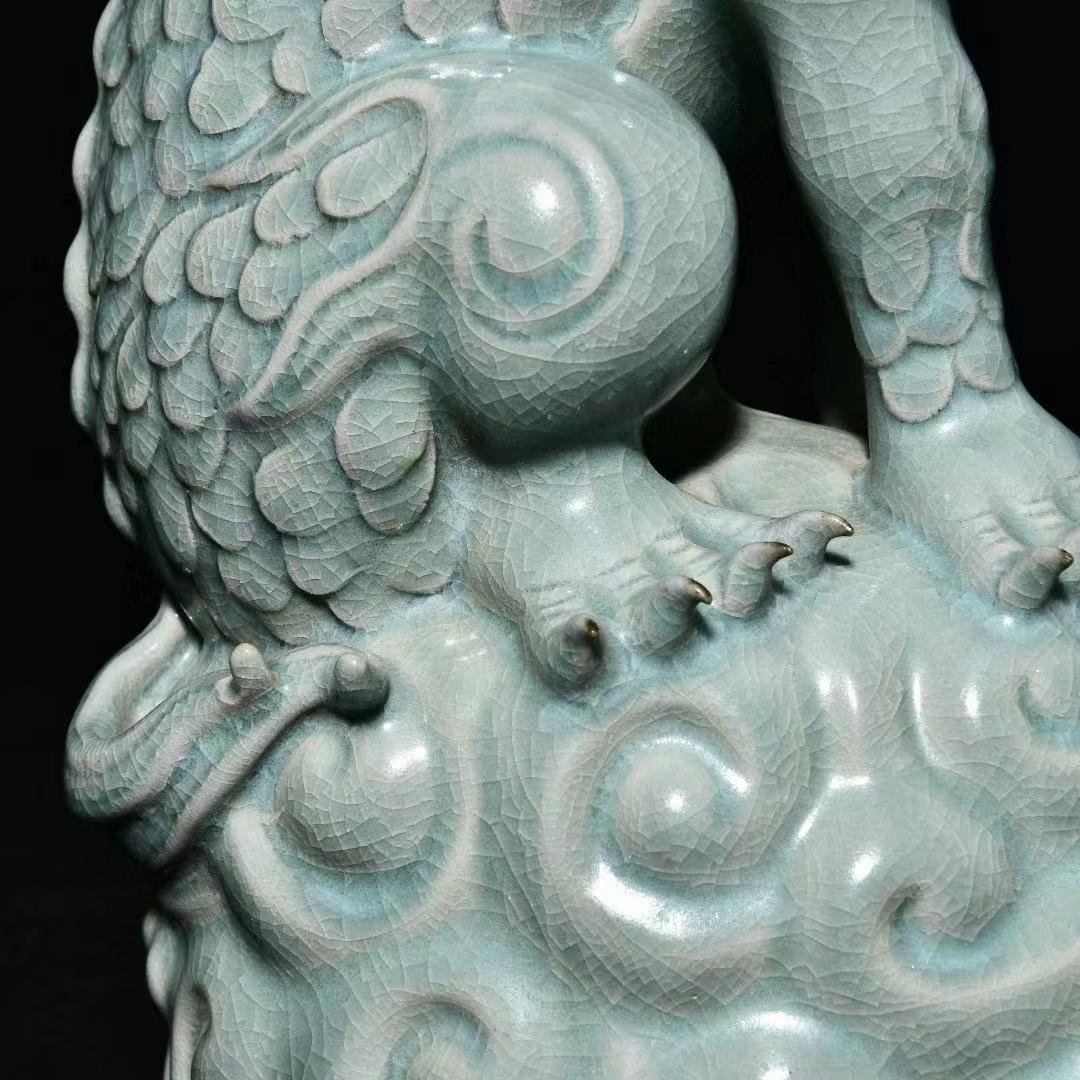 中国古美術・旧蔵の陶磁器、招福の瑞獣・19x30・案頭・置物・文房具・風水開運