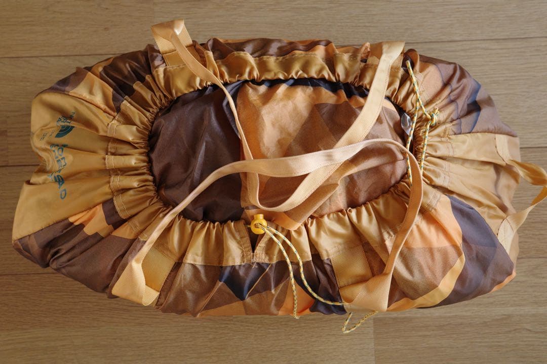 美品 THE NORTH FACE ホームステッドシェルター NV21904