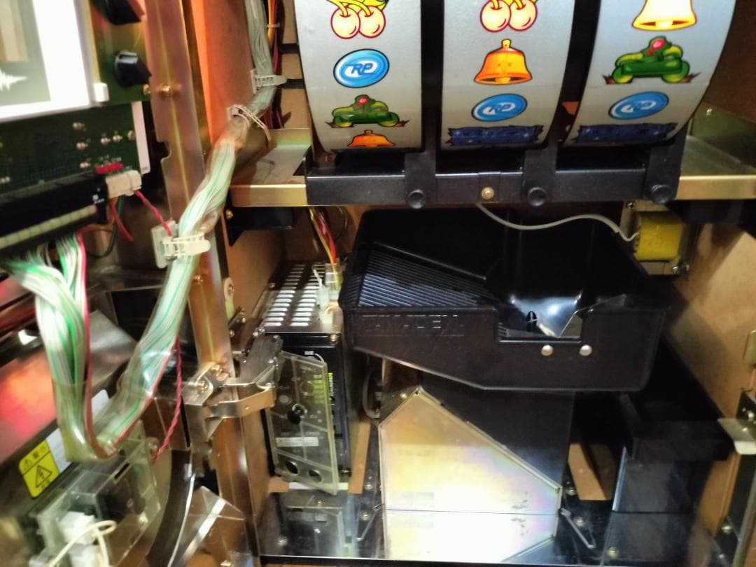 【パチスロ実機】ロデオ★ジェットセットラジオ【不要機付】４号機・人気台