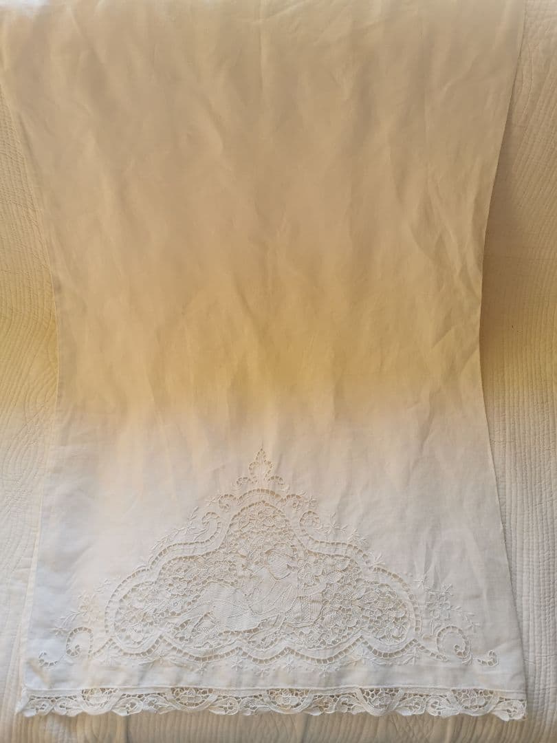 アンティーク ポワンドヴェニス 花籠にもたれる人 ボビンレース二重タオル ケース