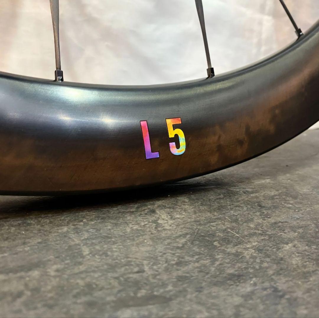 【新品】8LIEN（エイリアン）L5 カーボンホイール（カラフルデカール）