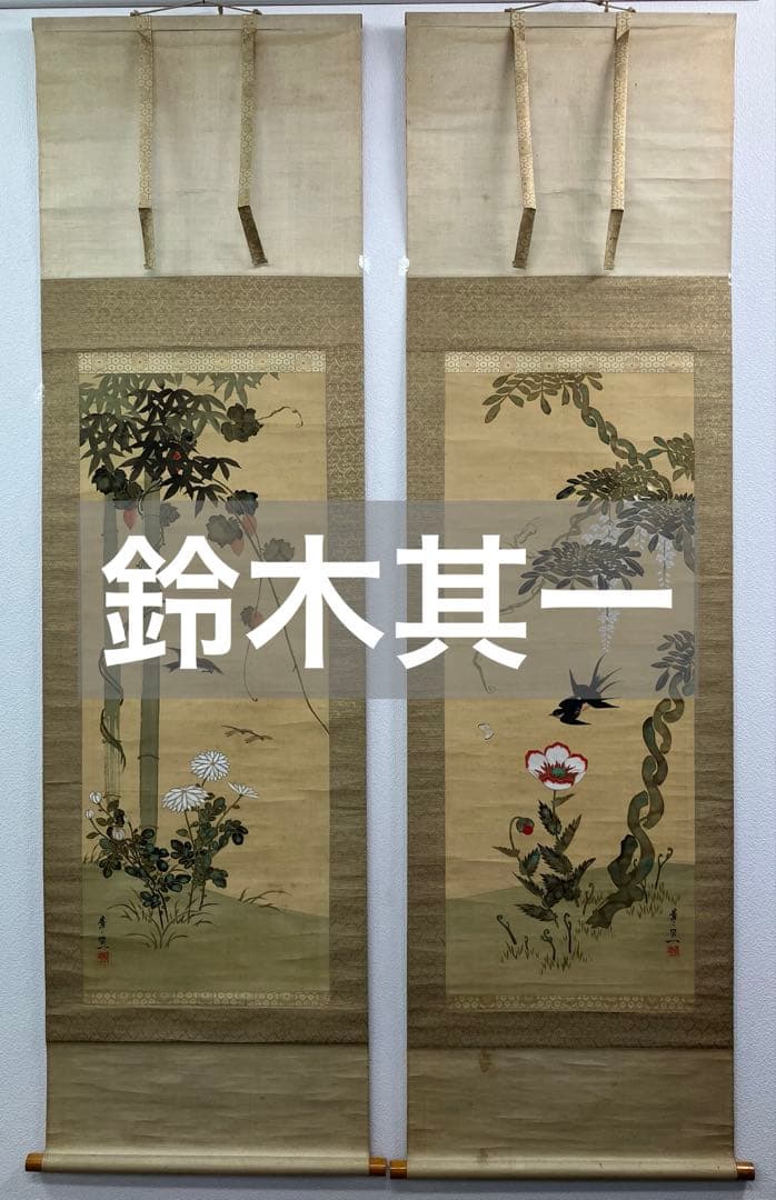 鈴木其一　肉筆　絹本　掛軸　識箱　2重箱 (左／蜻蛉を追う雀)（右／蝶を追う燕）