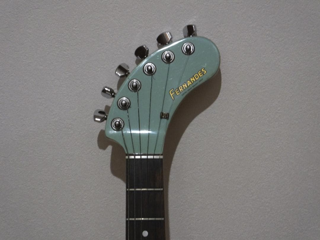 FERNANDES エレキギター ミントグリーン（ジャンク）