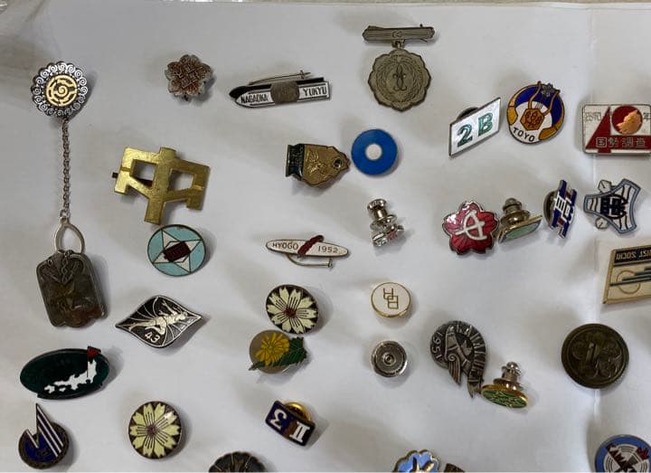 ピンバッジ　バッジ　まとめ売り　コレクション