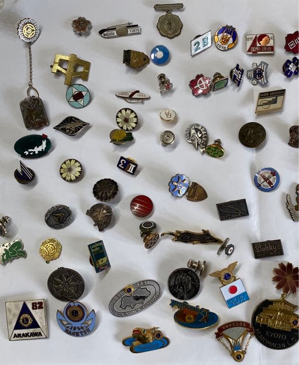 ピンバッジ　バッジ　まとめ売り　コレクション