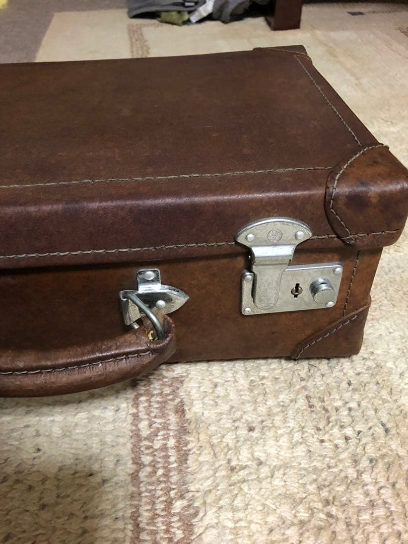 アンティーク　ミニトランク　小さめサイズ　レザー　皮革　ヴィンテージ