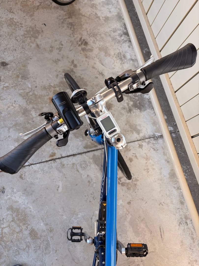 GIANT（ジャイアント） ESCAPE R3 クロスバイク