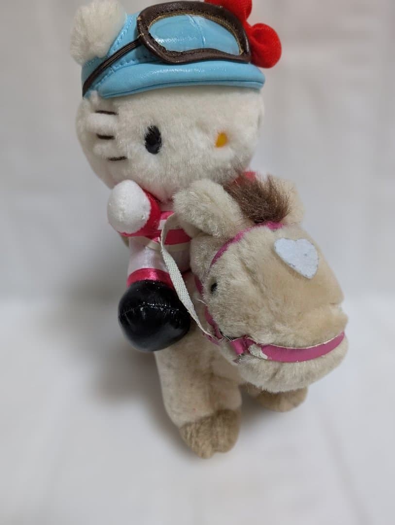 超希少‼️超レア　Hellokitty　JRA お馬deキティちゃん　ぬいぐるみ