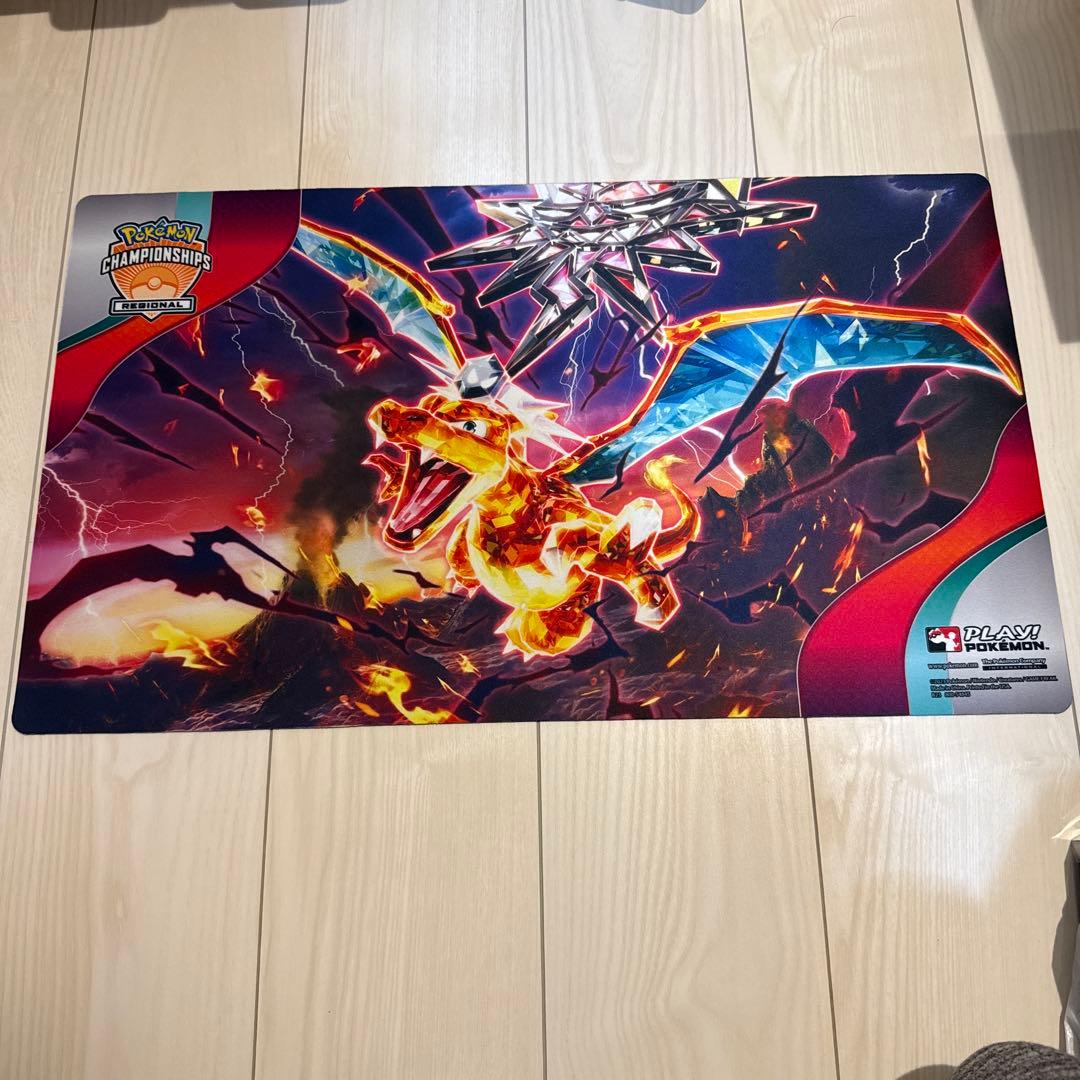 海外大会限定ポケモンカードゲーム プレイマット リザードンREGIONALS