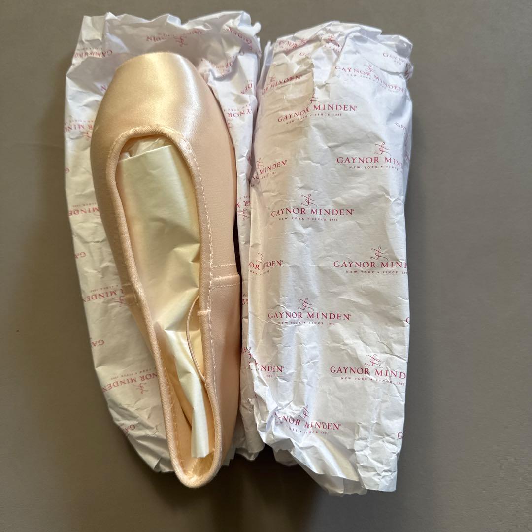 Gaynor Minden SLEEK FIT トゥシューズ 7 Med