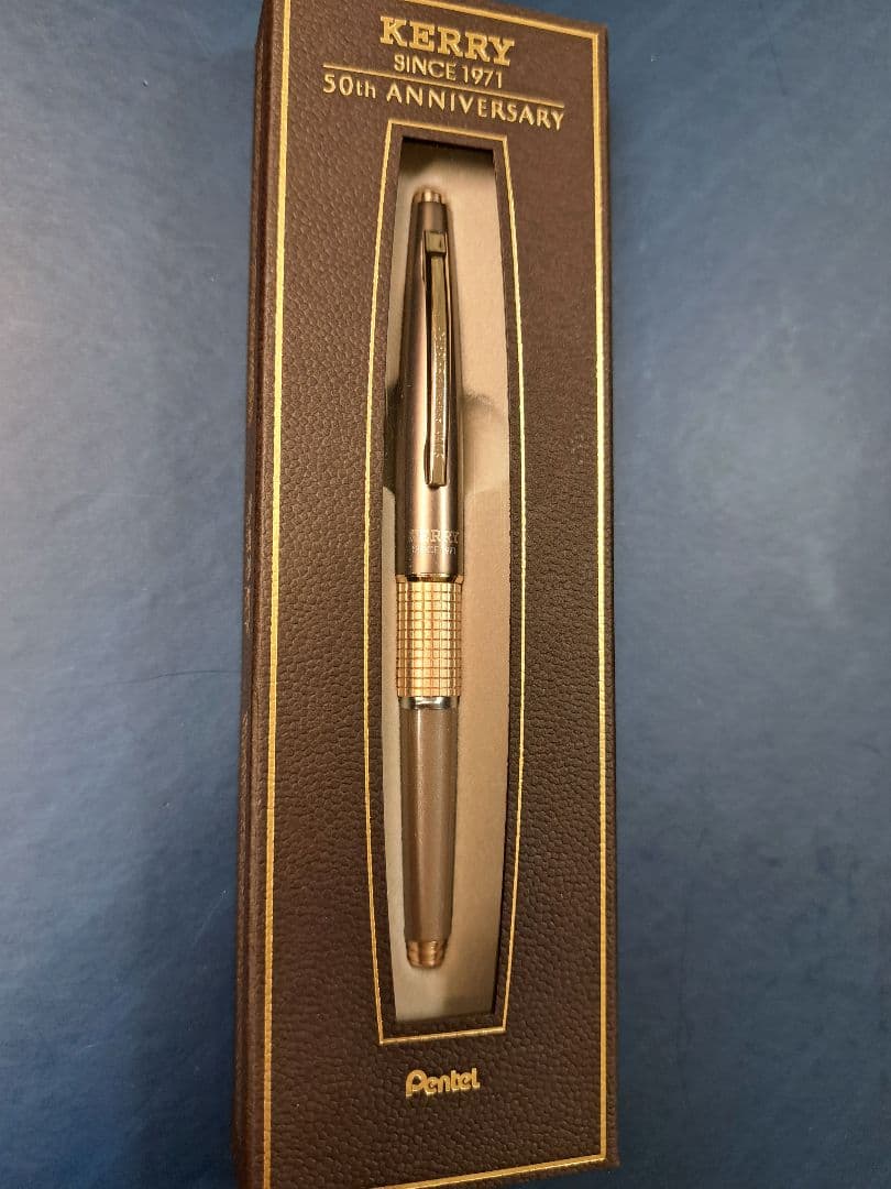 ケリー 50周年記念 シャープペンシル 未使用トラディショナルグレー ぺんてる