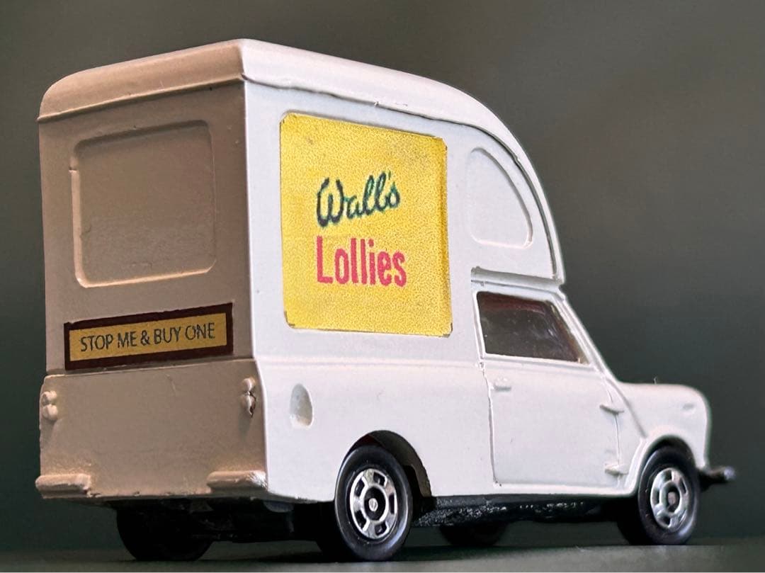 トミカ ミニクーパー アイスクリームバン ホワイト